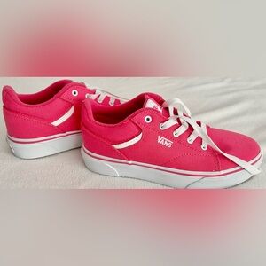 Kids Vans Seldan Platform Sneakers in “Honeysuckle Pink”